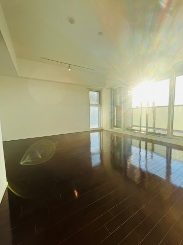 仲介手数料0円！！エルブ浄心の洋室