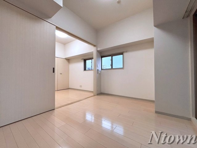 【洋室】 | エステムプラザ名古屋駅前プライムタワー | 広々とした洋室です