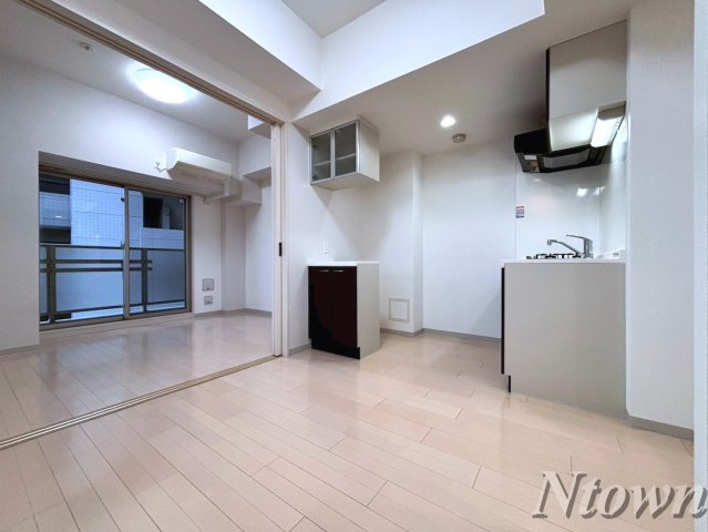 【居間・リビング】 | エステムプラザ名古屋駅前プライムタワー | ゆったりとした居間です