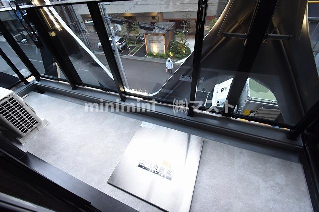 BRAVE常盤町Ⅱのバルコニー