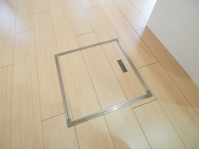 【収納】 | ブリスタ | 床下収納でキッチン周りをすっきり整理！