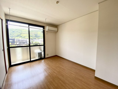 【洋室】 | プリシェールOKA