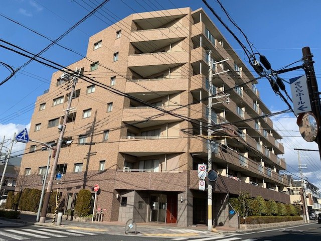 クラウンハイム伊丹フラワーコート