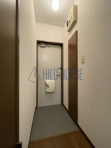 プレジールIの玄関