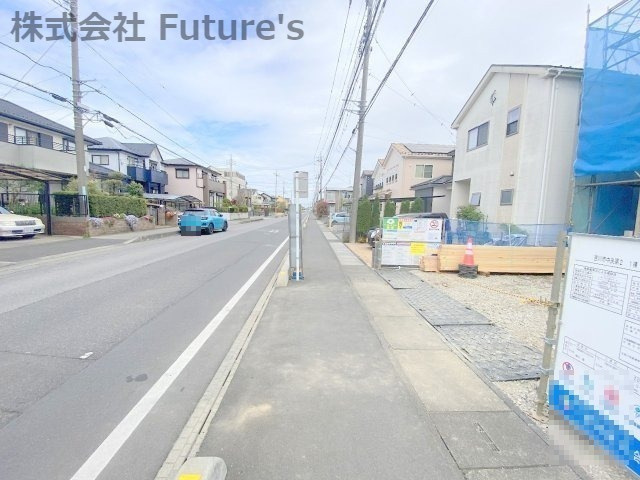 吉川市中央3丁目　新築戸建　全1棟の前面道路含む現地写真|前面道路の写真になります。