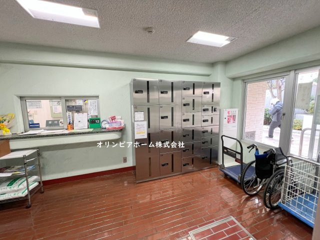 仲介手数料無料　サンハイツ錦糸公園　７階　リノベーション　錦糸町駅5分のエントランス