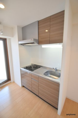 カンパニオエサカ　仲介手数料無料のキッチン