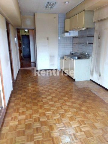 石照マンション花池のロビー