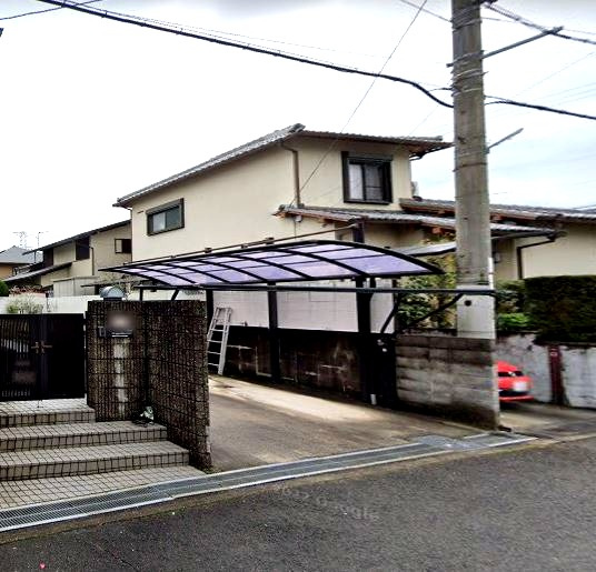 城山台貸家の駐車場
