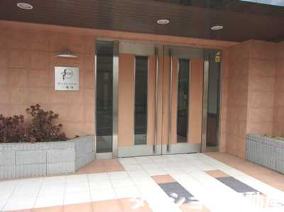 【エントランス】 | サンクレイドル八幡宿 | ゆとりのあるエントランスです