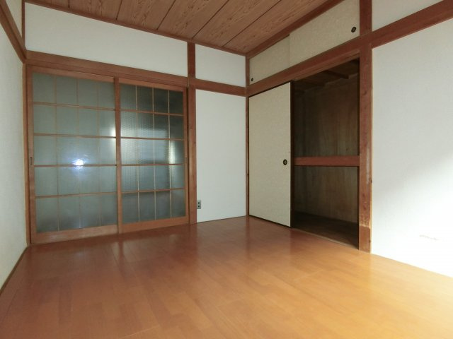 藤コーポの洋室
