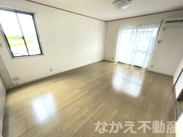 【居間・リビング】 | 使いやすい居間です