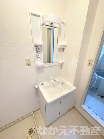 【洗面所】 | 明るい洗面所です
