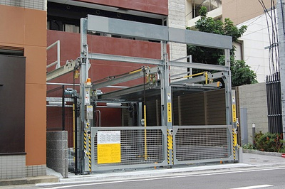 【駐車場】 | パルティール渡辺通