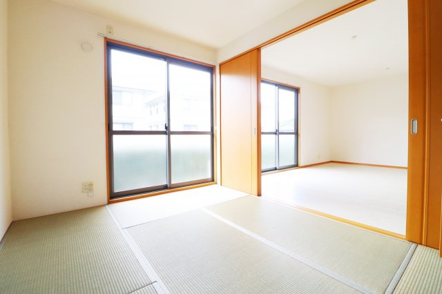 リビングタウン小森野壱番館　C棟の子供部屋