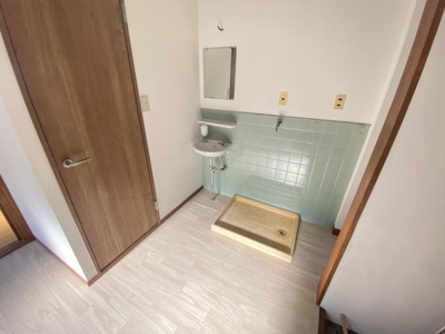 【洗面所】 | イカワビル