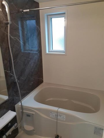 プラシード．ブレッザの浴室|ゆったり過ごせるお風呂です