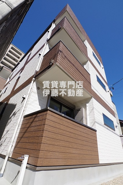 DEVELD辻本通の外観