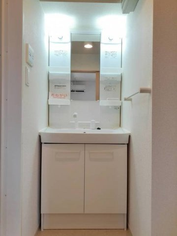 サンリット　ガーデン　Ⅱの浴室|コンパクトで使いやすいお風呂です