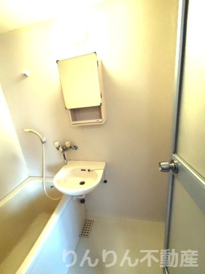 【独立洗面台】 | サンステージ山城 | 独立洗面化粧台が付いています