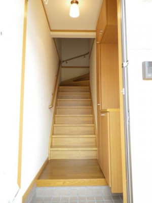 【玄関】 | ビガ－ハイツ