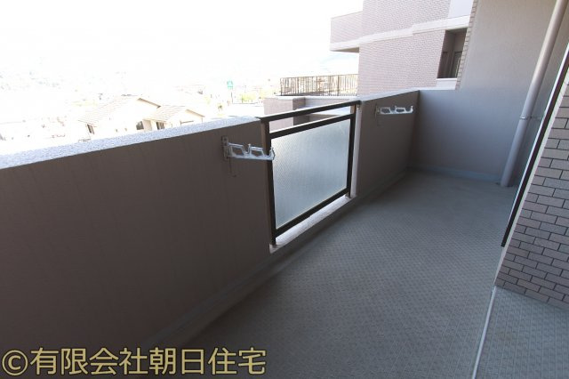 ヒューマンズウェル広本町のバルコニー