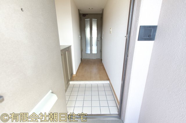 ヒューマンズウェル広本町の玄関