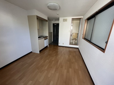 【居間・リビング】 | ORG EAST 1 | こちらの居間で趣味の時間をお楽しみください