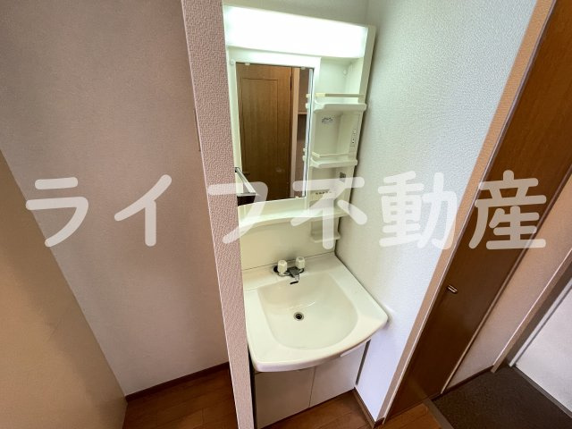 プリムヴェールの独立洗面台|独立洗面台で身支度をすべて済ませてしまいましょう