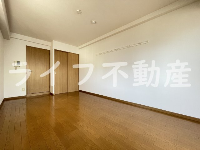 プリムヴェールの居間・リビング|ゆったりとした居間です