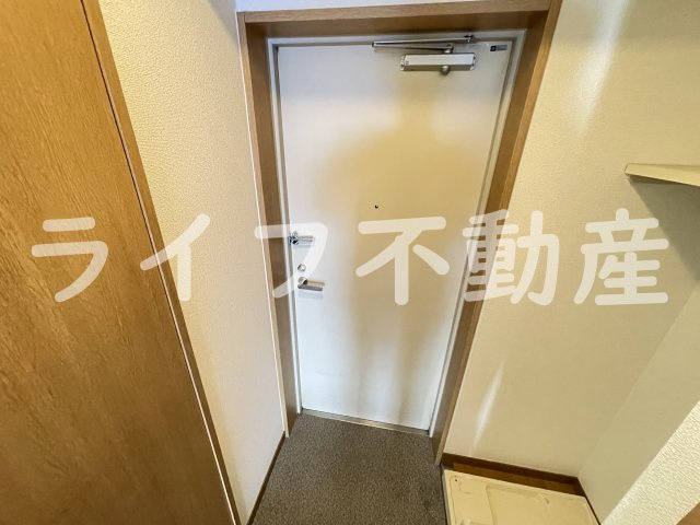 プリムヴェールの玄関|明るい玄関です