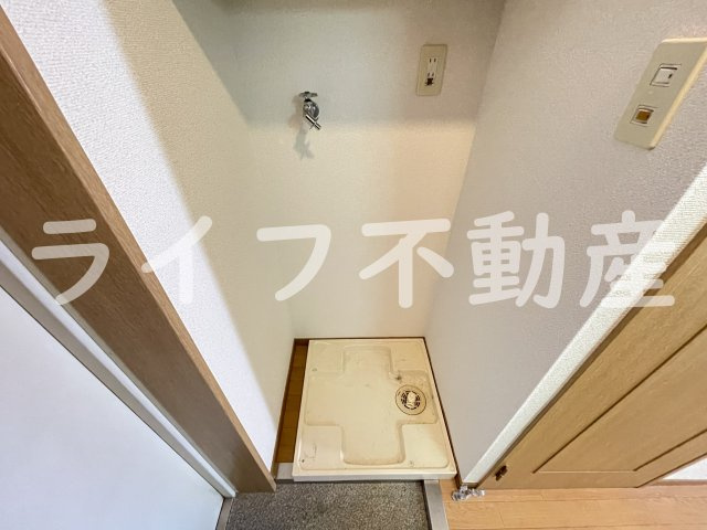 プリムヴェールの洗面所|明るい洗面所です