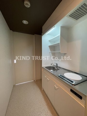 ロイヤルメゾン西天満のキッチン|きれいなキッチンです