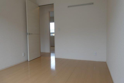 【洋室】 | レジデンス平田