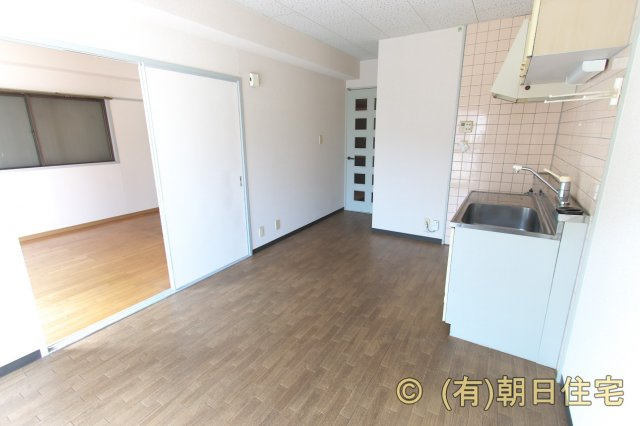 コーポみきの居間・リビング