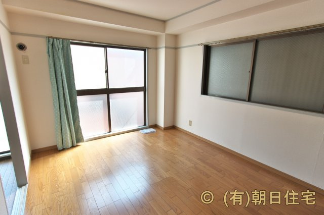 コーポみきの洋室