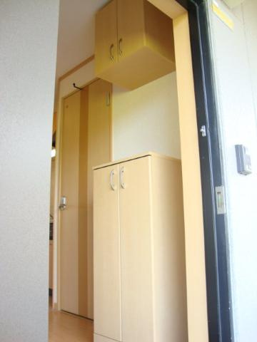 Ｕｒｂａｎ Ｋｎｏｌｌ（アーバン ノール）【キャッシュバック対象物件】の収納|玄関　収納