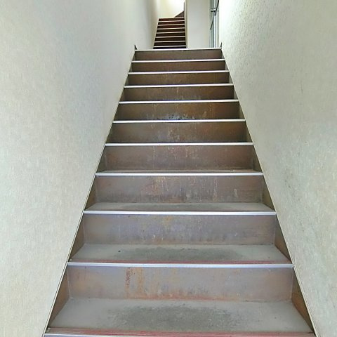 共同ビルの収納