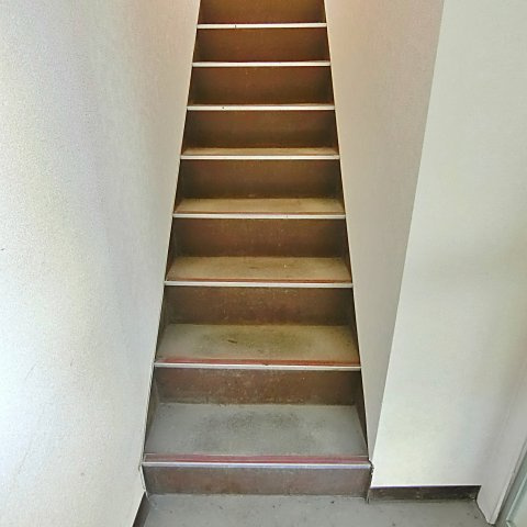 共同ビルの収納