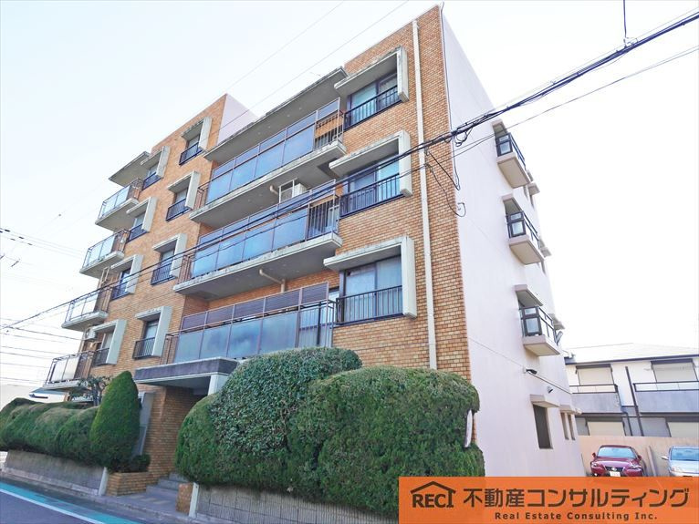 藤和ライブタウン芦屋宮塚の駐車場