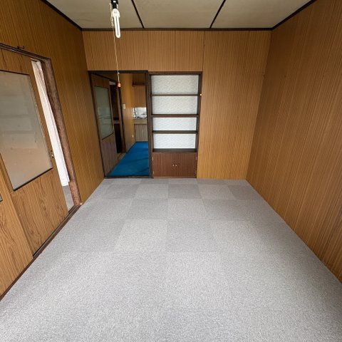 室蘭市常盤町１０－５戸建の洋室
