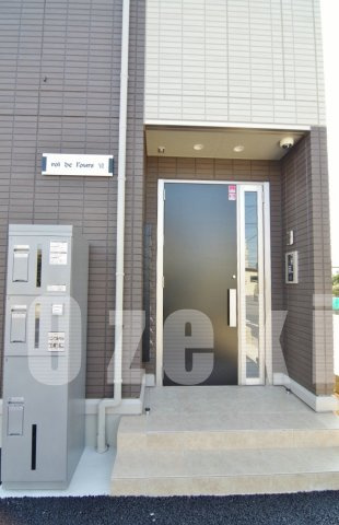 roi de l’ours Ⅵのエントランス|宅配ボックスあります♪