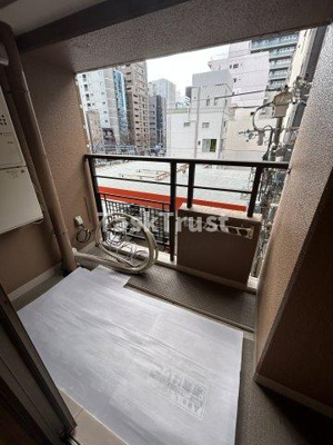 【バルコニー】 | ペルル南森町