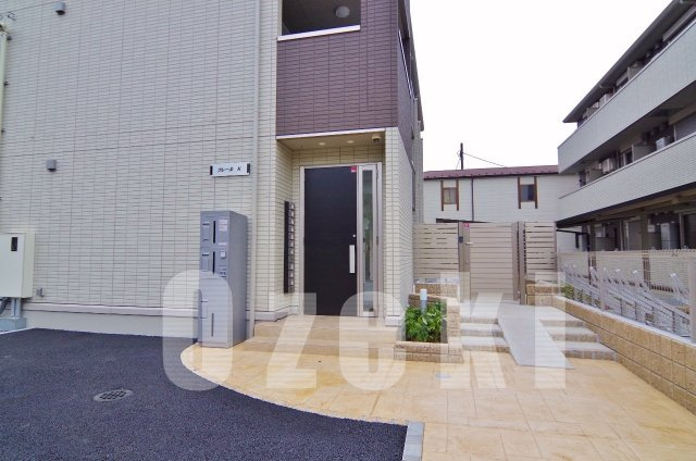 クレールKのエントランス