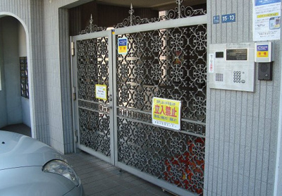 【エントランス】 | メゾンドプランタン | オートロック付き