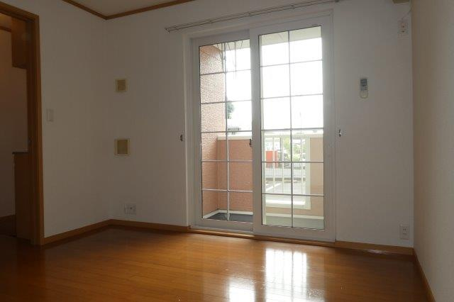 ヌーベル・アンジュの居間・リビング