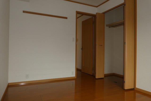 ヌーベル・アンジュの収納|洋室