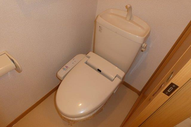 ヌーベル・アンジュのトイレ|ウォシュレット