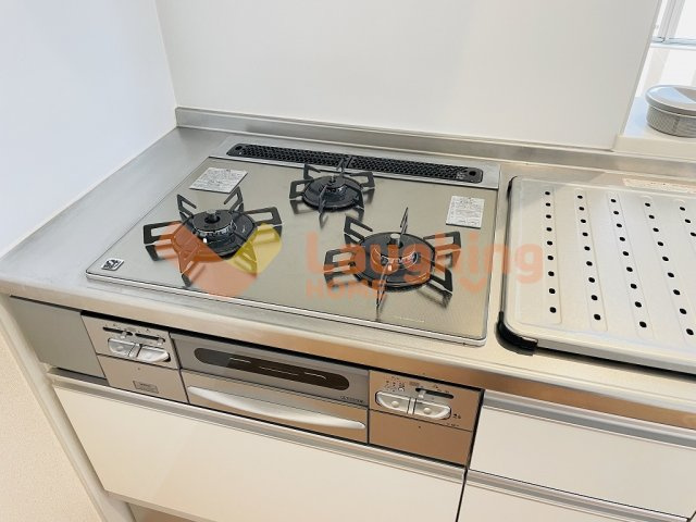 ヴィルヌーブ諏訪野 N棟|写真は同じN棟の別タイプのお部屋です☆