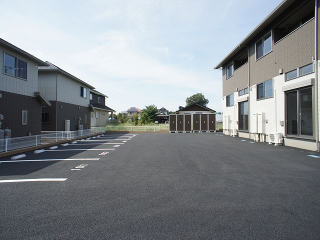 【駐車場】 | ラヴィーヌ芝の内A | 駐車場2台込みです♪